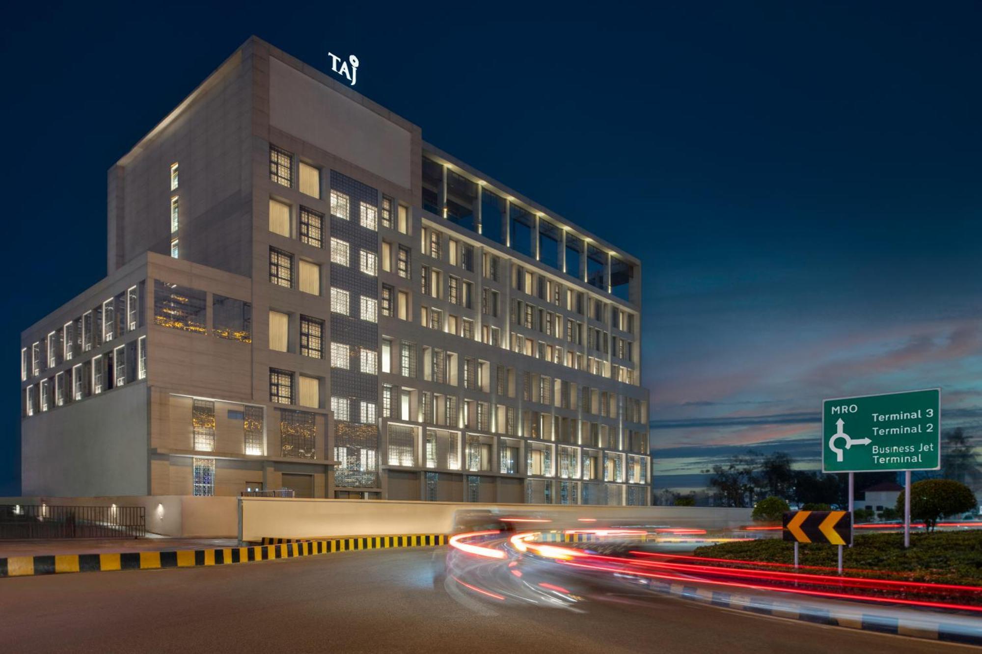 ホテル Taj Cochin International Airport, Kerala Kochi エクステリア 写真